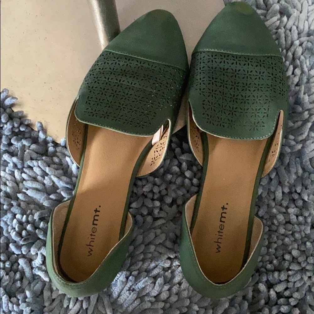 Hunter Green Floral Eyelet Flats